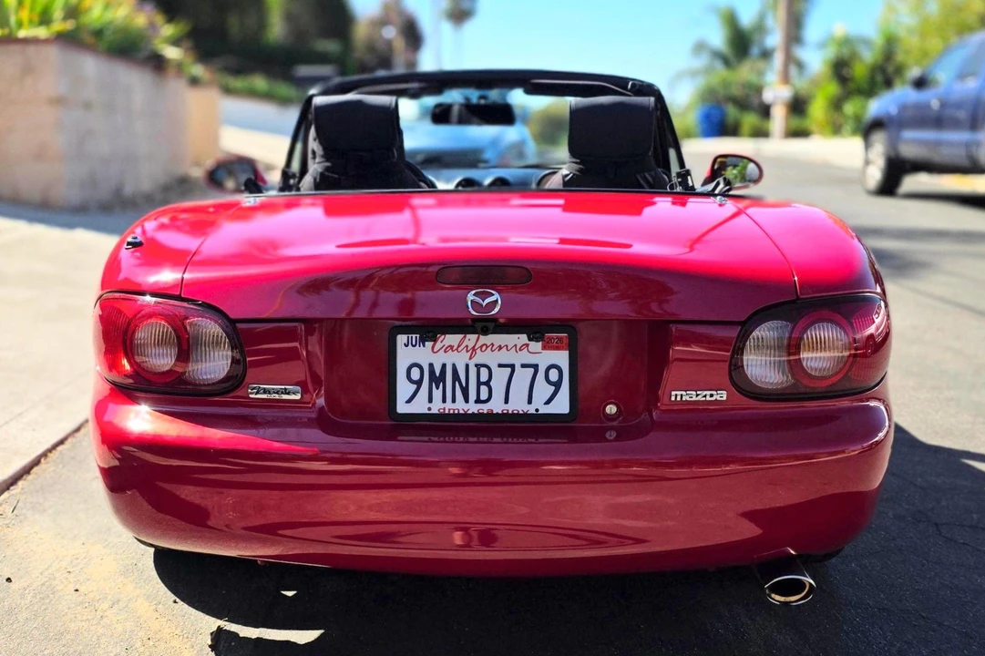 2001 Mazda NB MX-5 Miata - Image 7 of 31