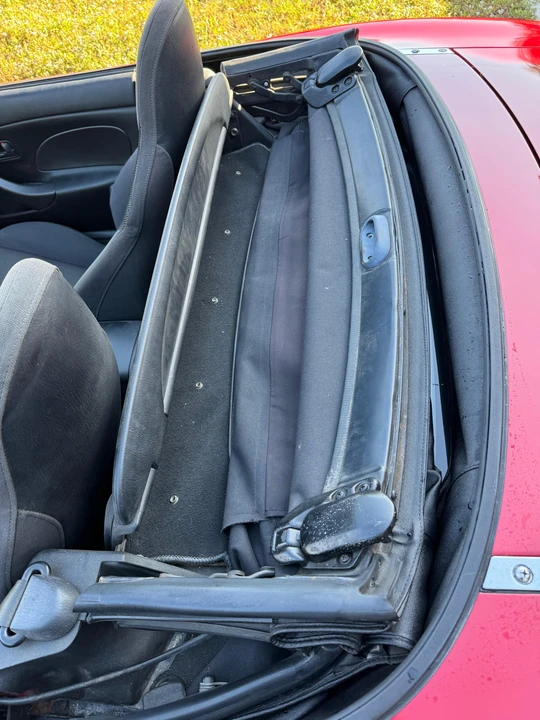 2001 Mazda NB MX-5 Miata - Image 23 of 31