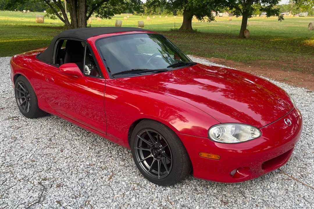 2001 Mazda NB MX-5 Miata - Image 3 of 31