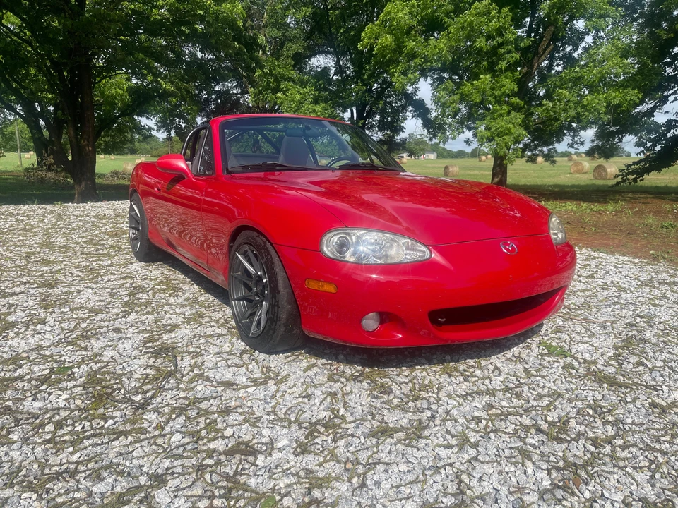 2001 Mazda NB MX-5 Miata - Image 9 of 31