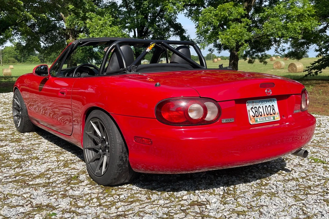 2001 Mazda NB MX-5 Miata - Image 4 of 31