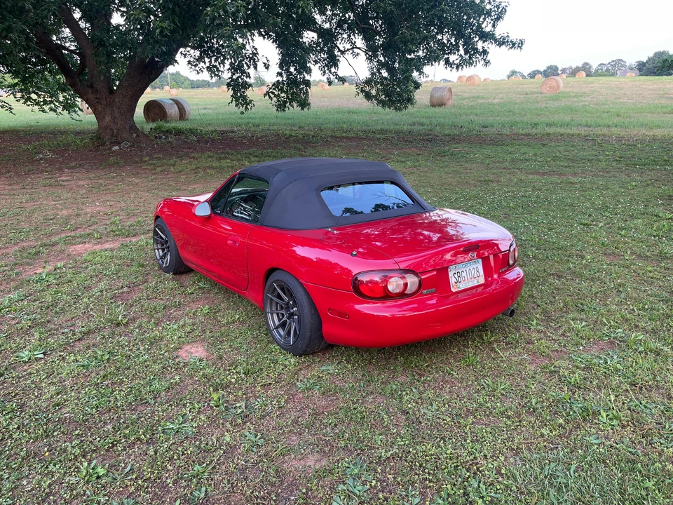 2001 Mazda NB MX-5 Miata - Image 14 of 31
