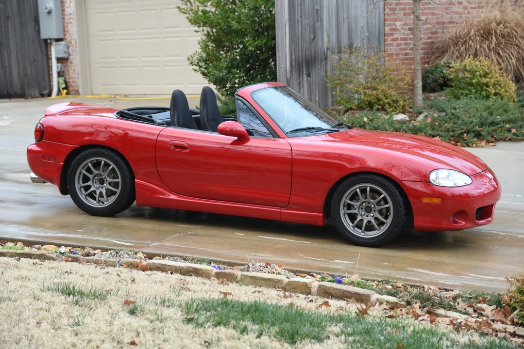 2001 Mazda NB MX-5 Miata - Image 11 of 31