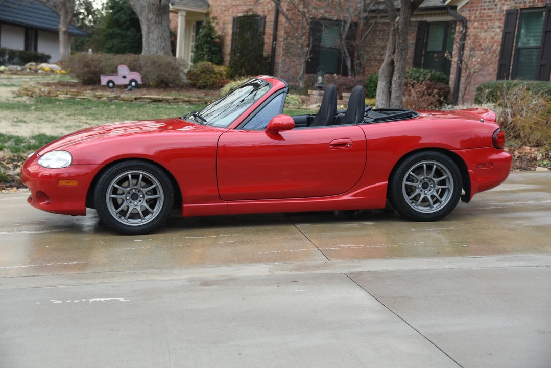 2001 Mazda NB MX-5 Miata - Image 5 of 31