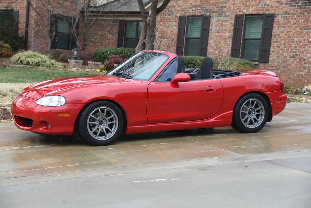 2001 Mazda NB MX-5 Miata - Image 4 of 31