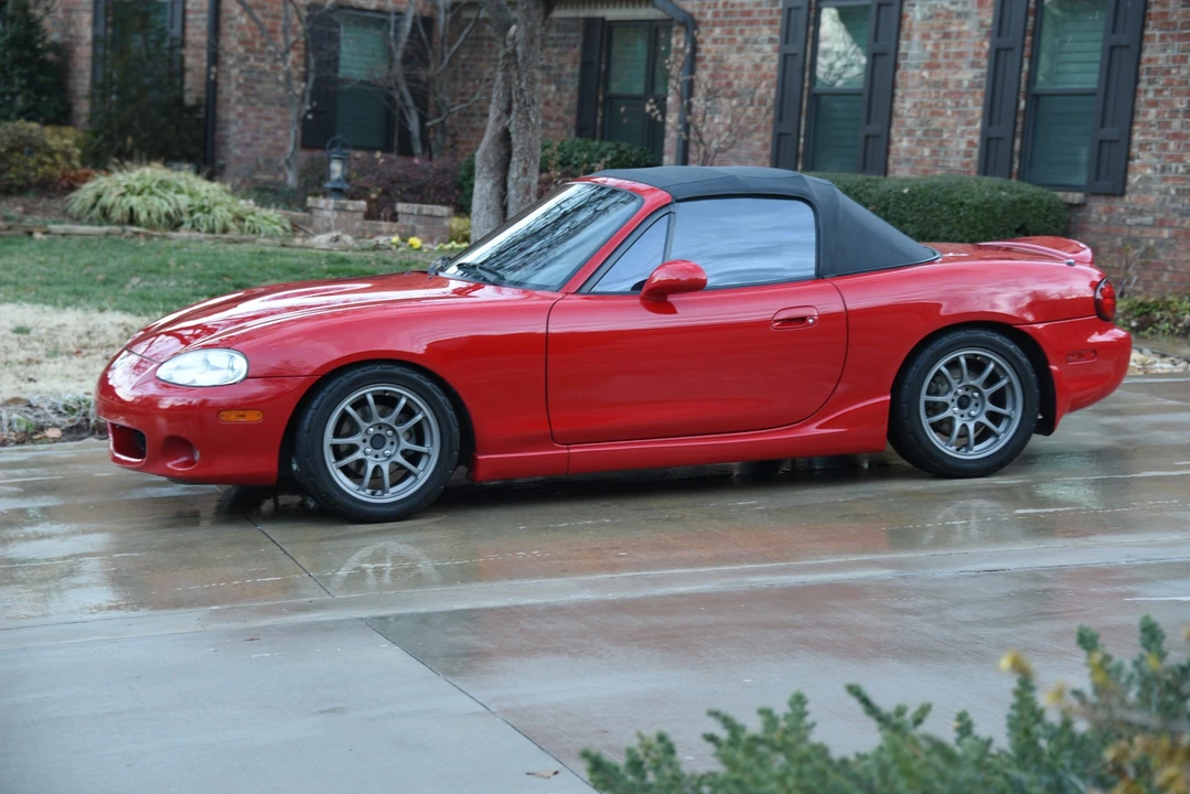 2001 Mazda NB MX-5 Miata - Image 17 of 31