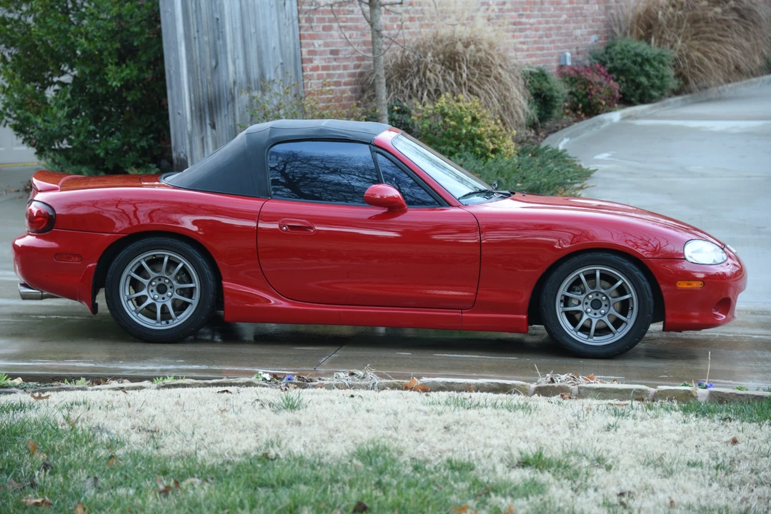 2001 Mazda NB MX-5 Miata - Image 24 of 31