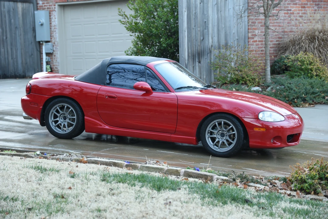 2001 Mazda NB MX-5 Miata - Image 25 of 31