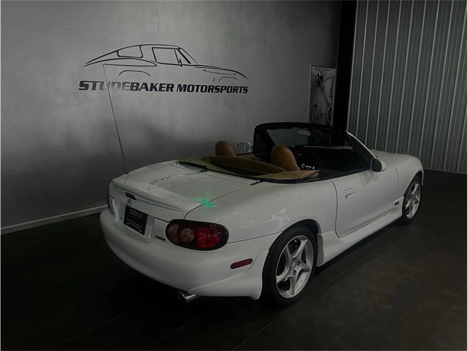 2001 Mazda NB MX-5 Miata - Image 3 of 31