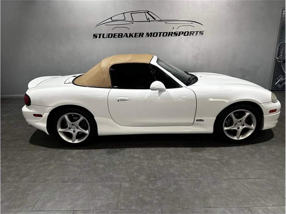 2001 Mazda NB MX-5 Miata - Image 7 of 31
