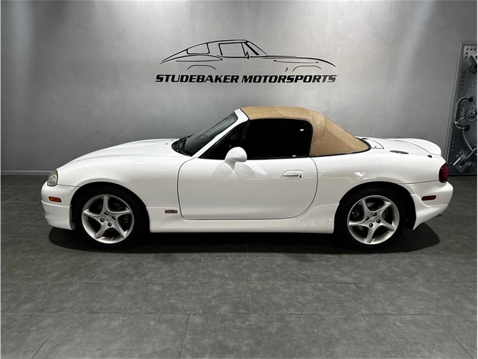 2001 Mazda NB MX-5 Miata - Image 11 of 31
