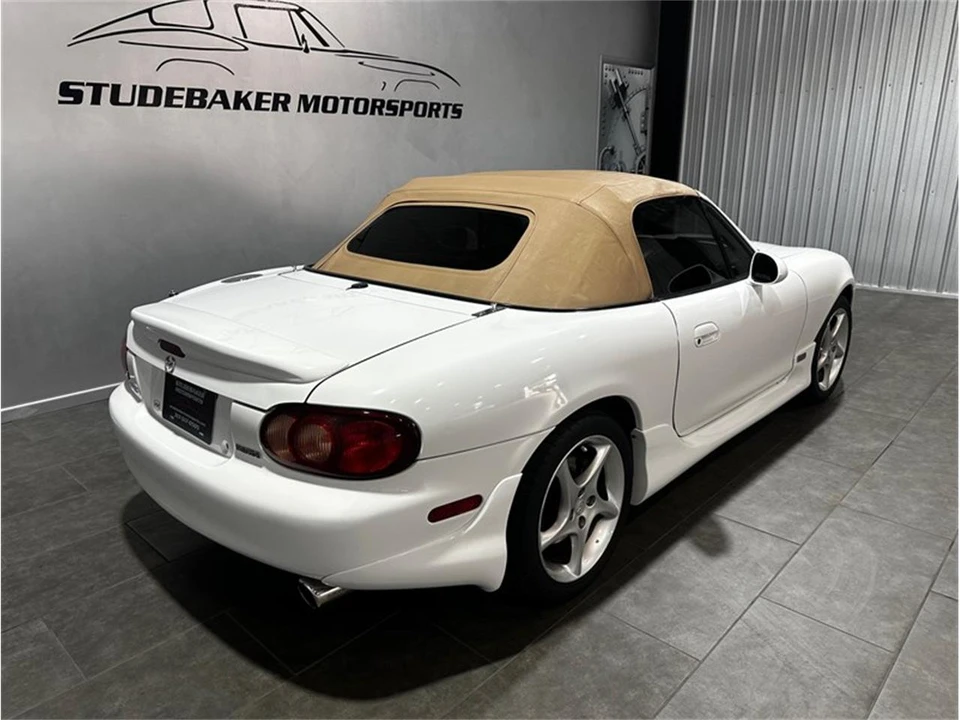 2001 Mazda NB MX-5 Miata - Image 8 of 31