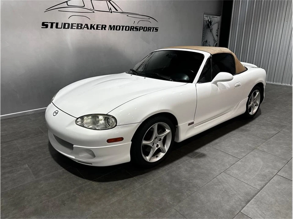 2001 Mazda NB MX-5 Miata - Image 12 of 31