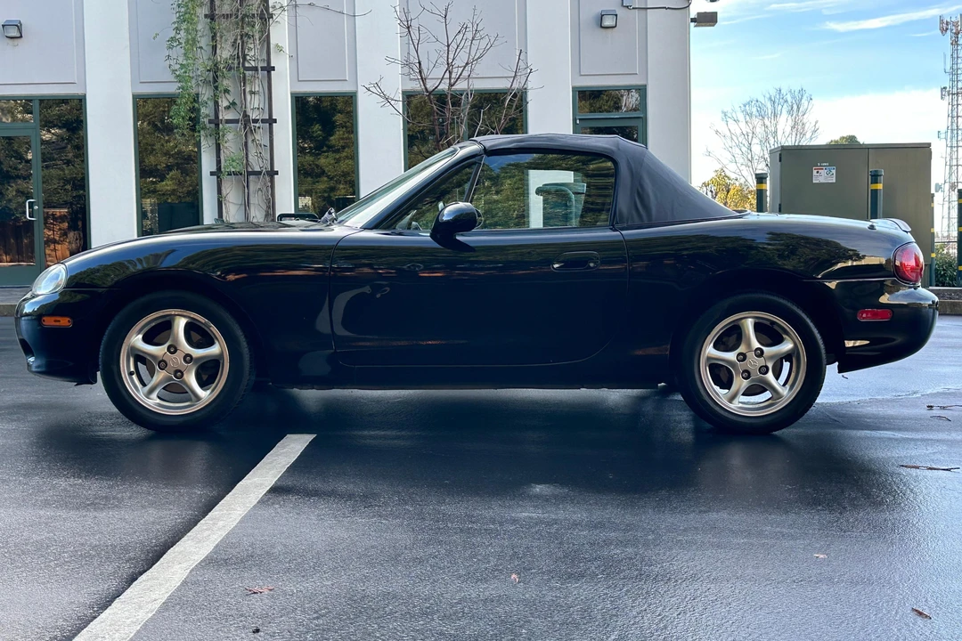 2001 Mazda NB MX-5 Miata - Image 24 of 31