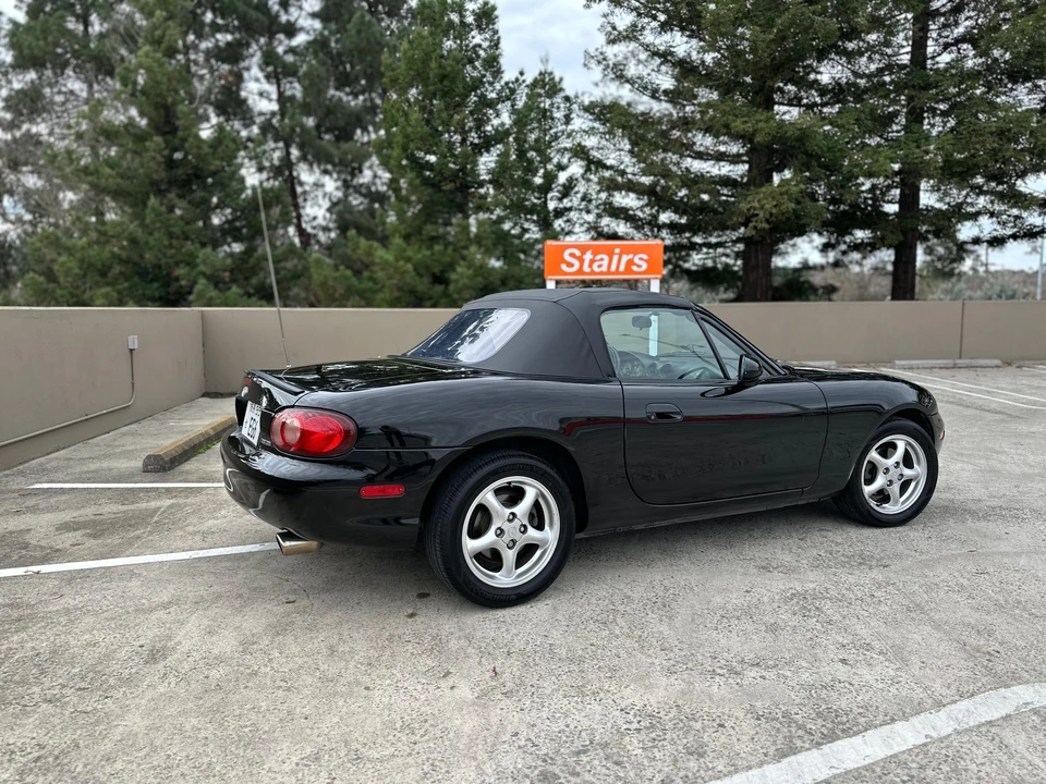 2001 Mazda NB MX-5 Miata - Image 31 of 31