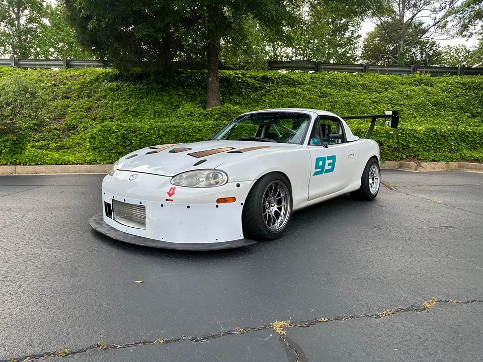 2001 Mazda NB MX-5 Miata - Image 9 of 31