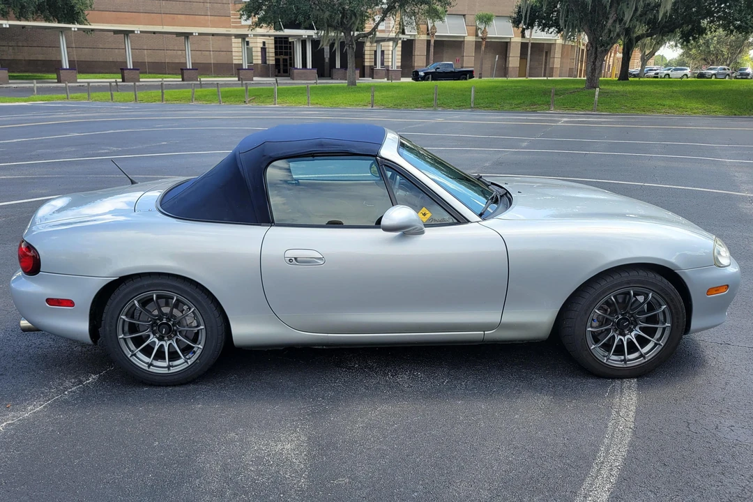 2001 Mazda NB MX-5 Miata - Image 15 of 31