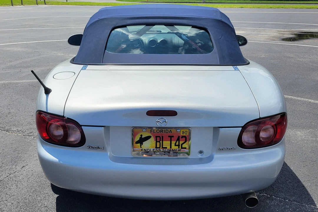 2001 Mazda NB MX-5 Miata - Image 5 of 31