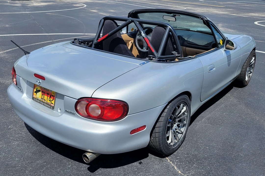 2001 Mazda NB MX-5 Miata - Image 10 of 31