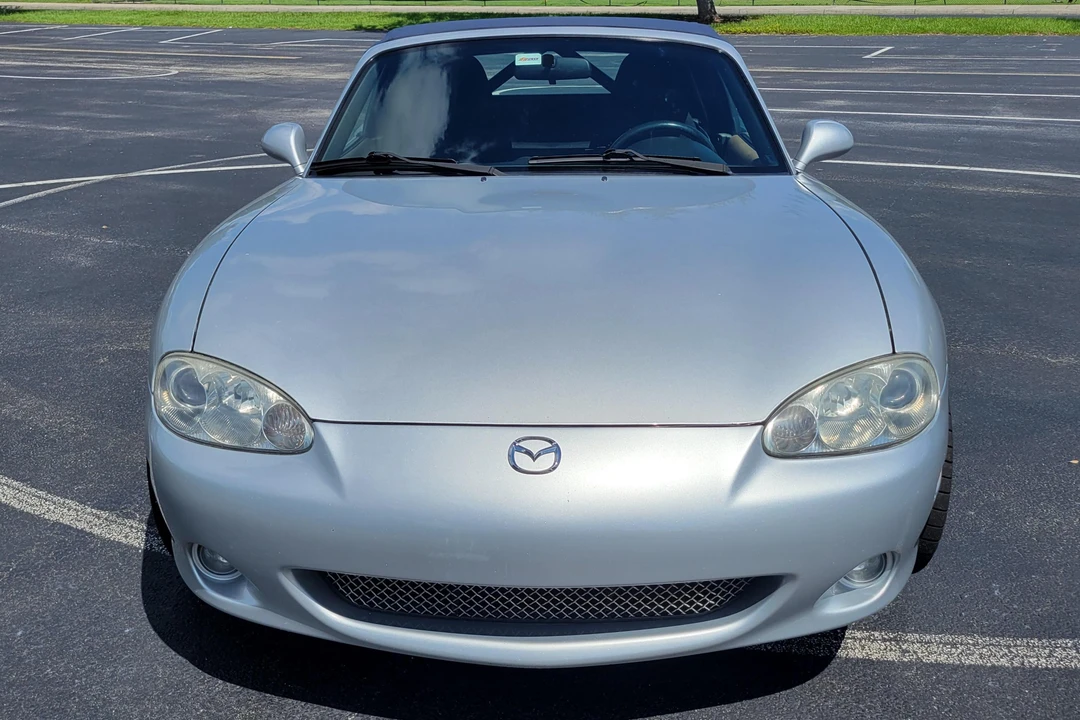 2001 Mazda NB MX-5 Miata - Image 2 of 31