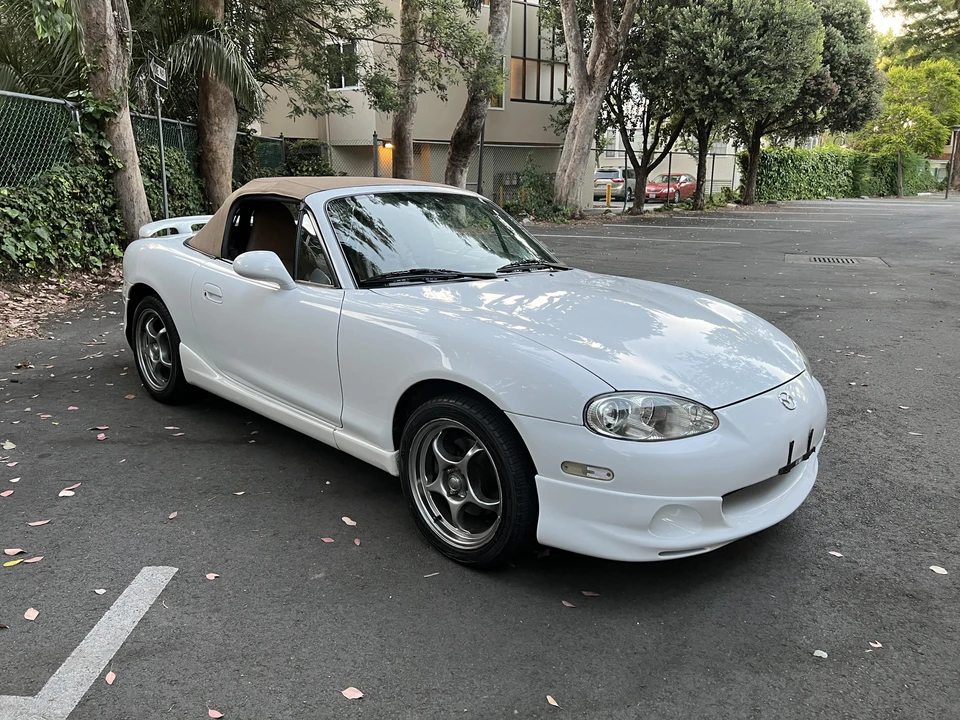 2001 Mazda NB MX-5 Miata - Image 14 of 31