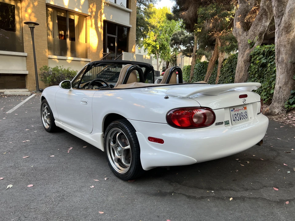 2001 Mazda NB MX-5 Miata - Image 9 of 31