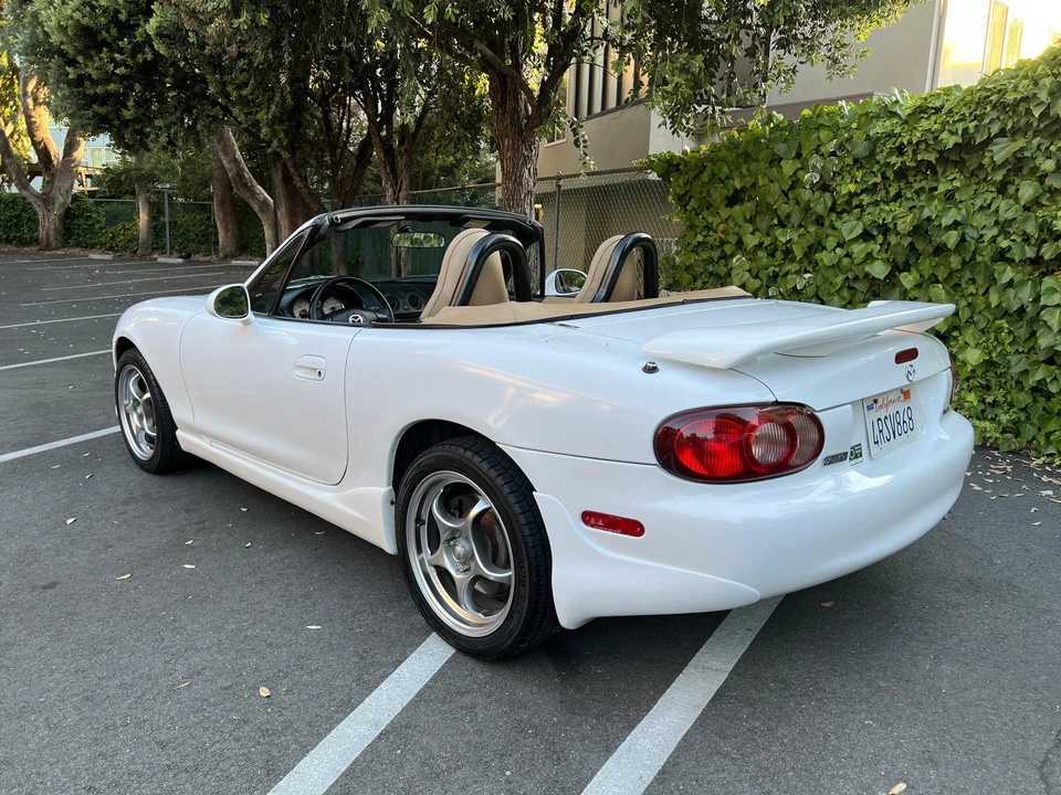 2001 Mazda NB MX-5 Miata - Image 10 of 31