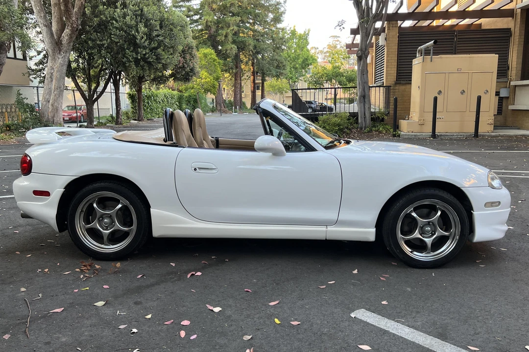 2001 Mazda NB MX-5 Miata - Image 4 of 31