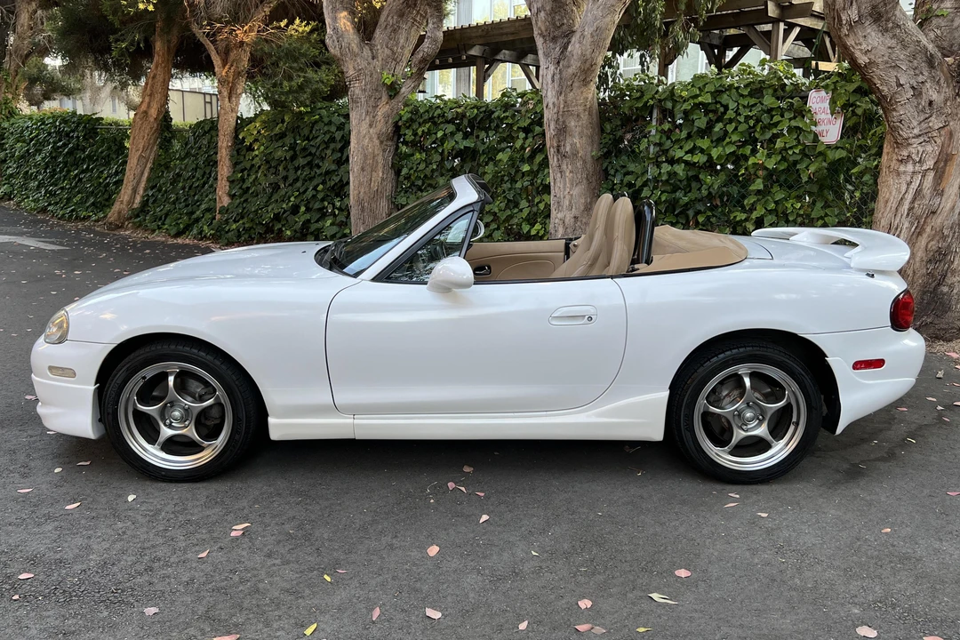 2001 Mazda NB MX-5 Miata - Image 3 of 31