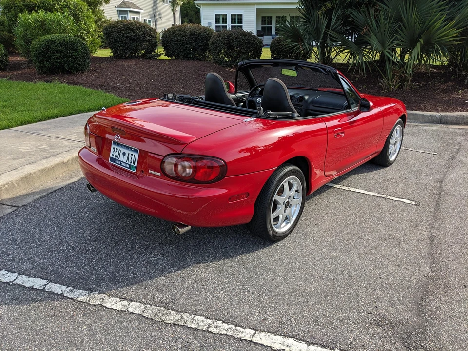2001 Mazda NB MX-5 Miata - Image 10 of 31