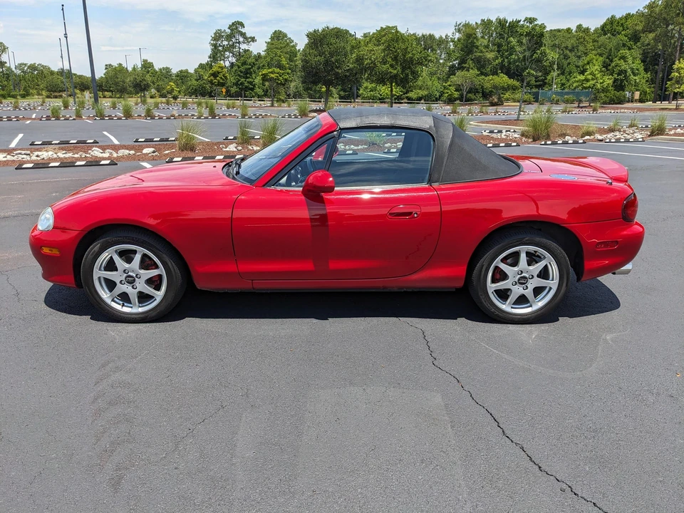 2001 Mazda NB MX-5 Miata - Image 13 of 31