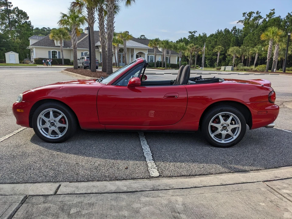 2001 Mazda NB MX-5 Miata - Image 7 of 31