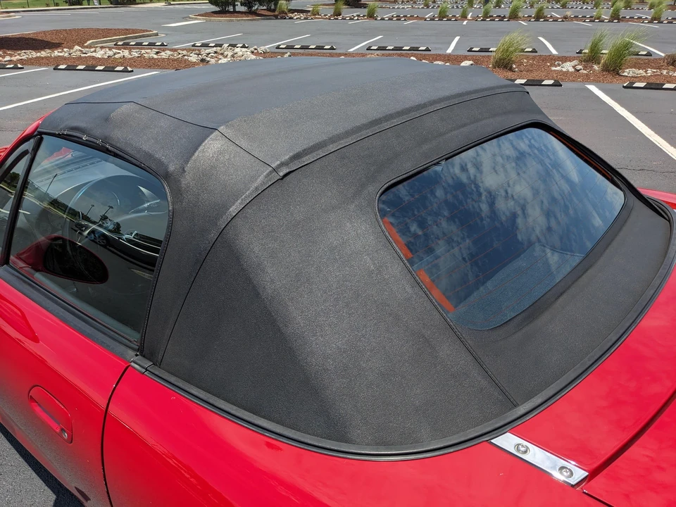 2001 Mazda NB MX-5 Miata - Image 19 of 31