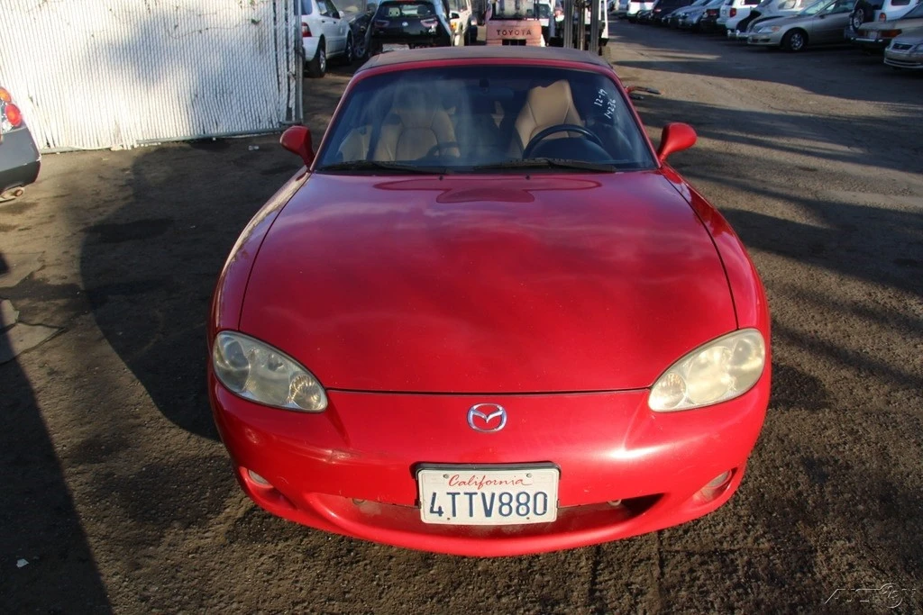 2001 Mazda NB MX-5 Miata - Image 10 of 21