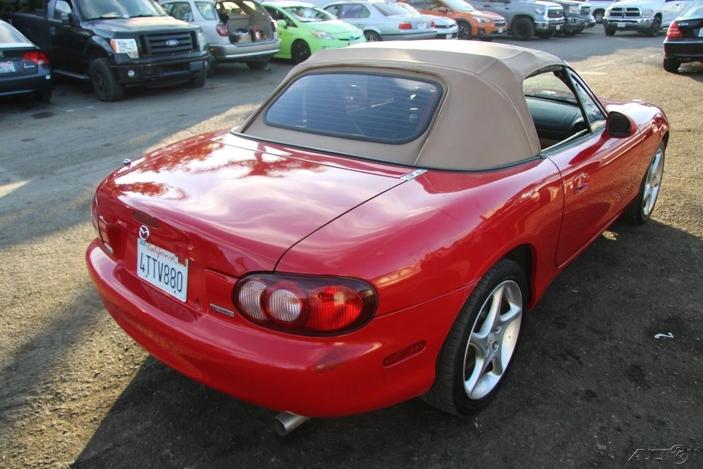 2001 Mazda NB MX-5 Miata - Image 4 of 21