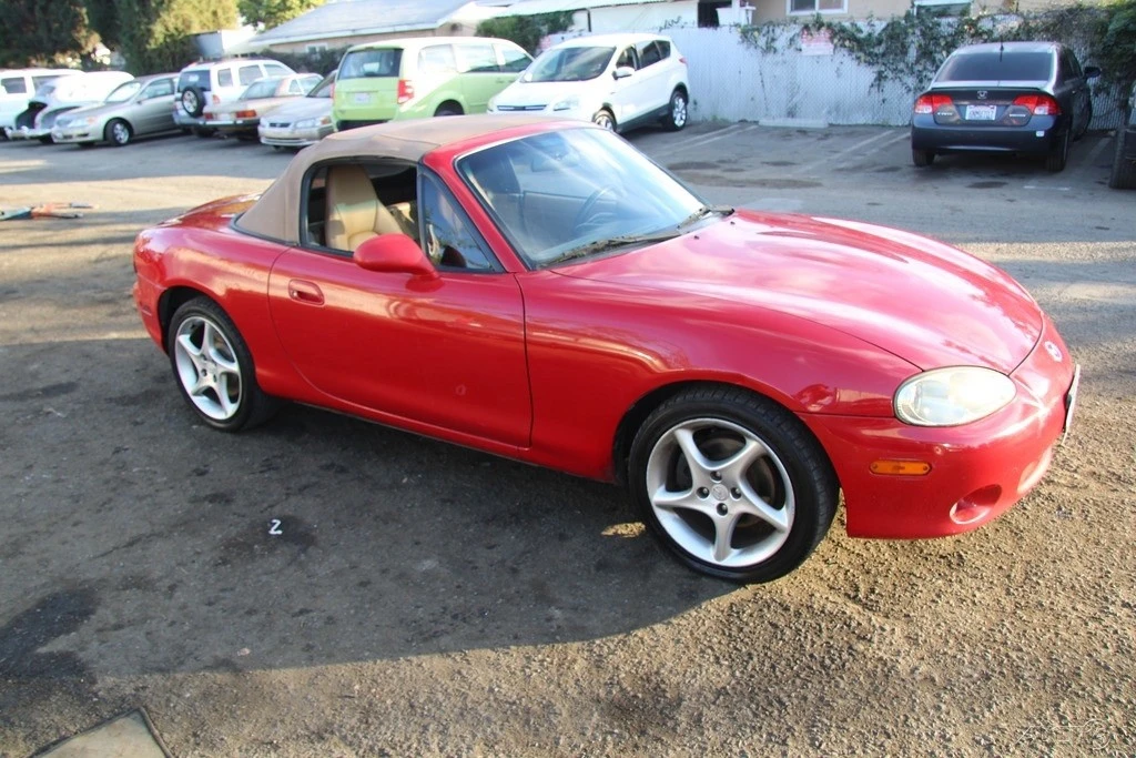 2001 Mazda NB MX-5 Miata - Image 2 of 21