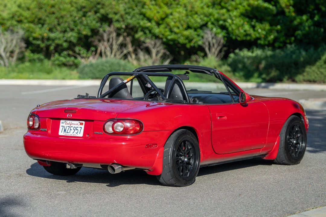 2001 Mazda NB MX-5 Miata - Image 4 of 31