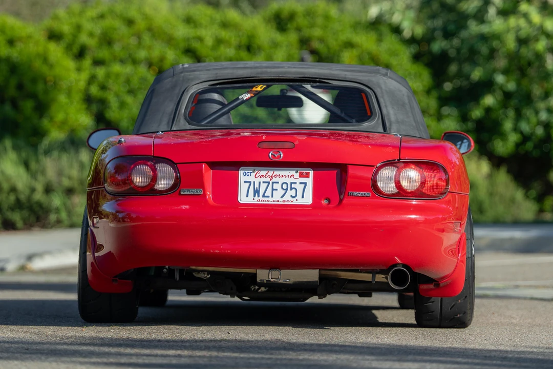 2001 Mazda NB MX-5 Miata - Image 5 of 31