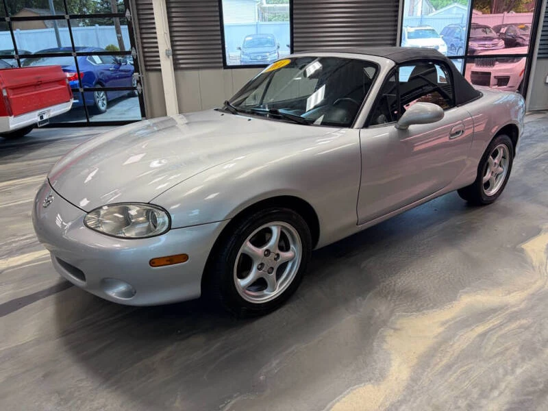 2001 Mazda NB MX-5 Miata - Image 5 of 31