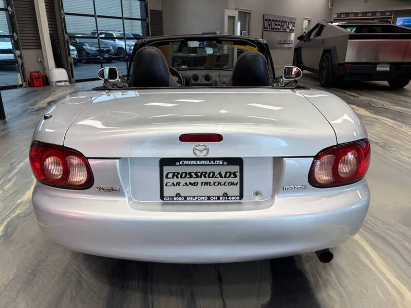 2001 Mazda NB MX-5 Miata - Image 24 of 31