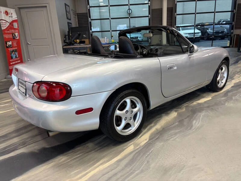 2001 Mazda NB MX-5 Miata - Image 22 of 31