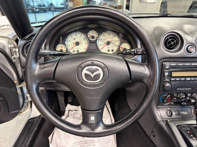 2001 Mazda NB MX-5 Miata - Image 9 of 31