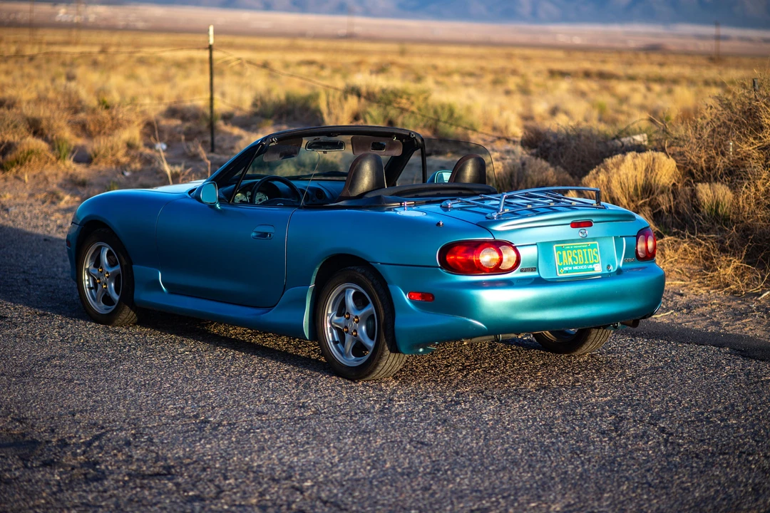 2001 Mazda NB MX-5 Miata - Image 18 of 31