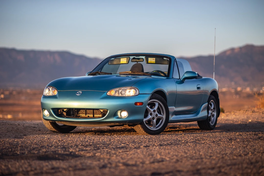 2001 Mazda NB MX-5 Miata - Image 9 of 31