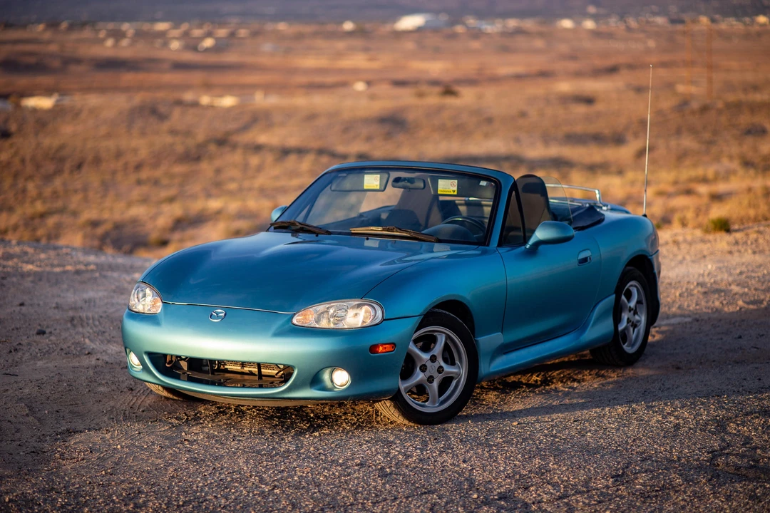 2001 Mazda NB MX-5 Miata - Image 8 of 31