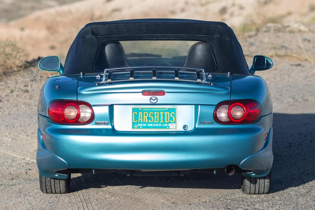 2001 Mazda NB MX-5 Miata - Image 5 of 31