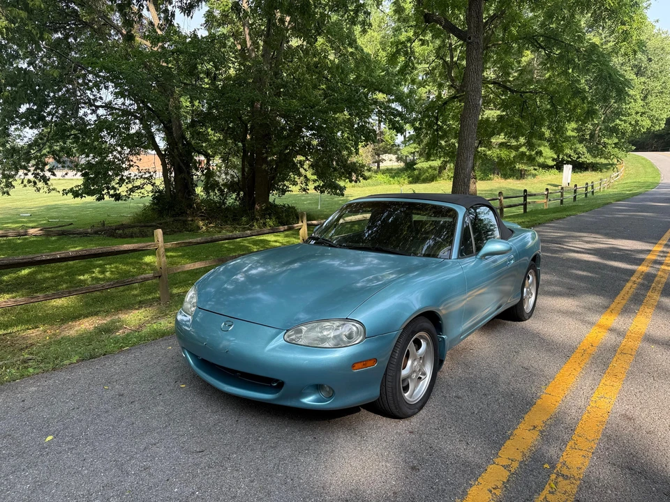 2001 Mazda NB MX-5 Miata - Image 18 of 31