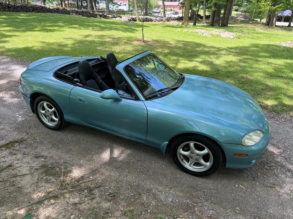 2001 Mazda NB MX-5 Miata - Image 14 of 31