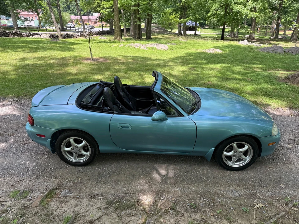 2001 Mazda NB MX-5 Miata - Image 13 of 31