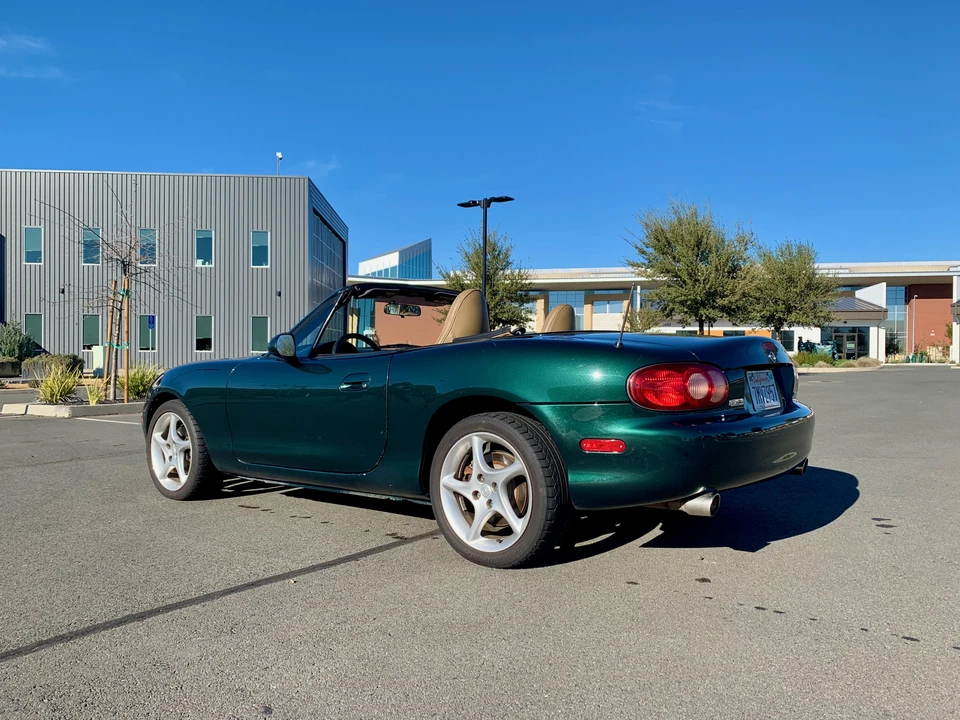 2001 Mazda NB MX-5 Miata - Image 9 of 31